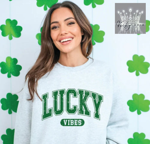 Lucky Vibes - T-shirt